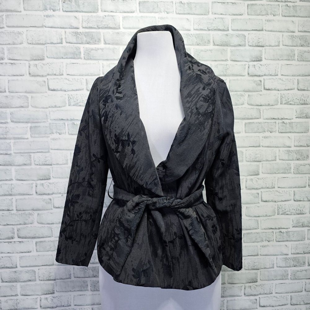 Louise ITALY Womens M Black Jacquard Floral‎ Open Front Wide Collar Jacket